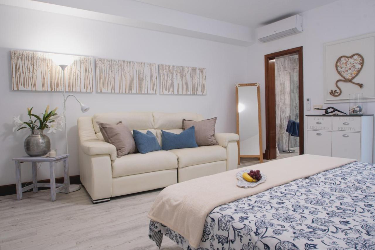 Frontline Villa 25, Modern Coastal Design With Amazing Views Puerto Calero Extérieur photo
